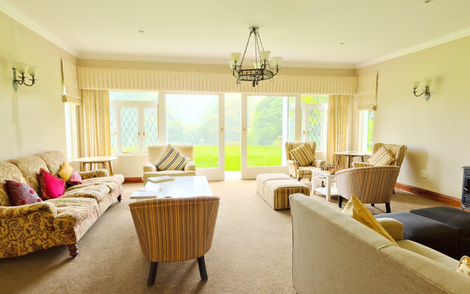 Karen Garden Cottage: Lounge